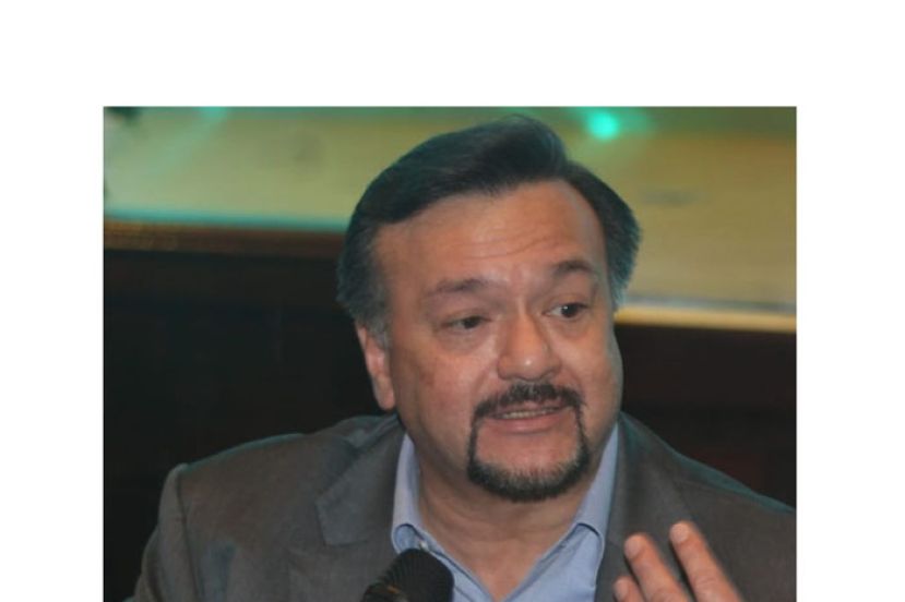 第二财长阿米尔韩查。