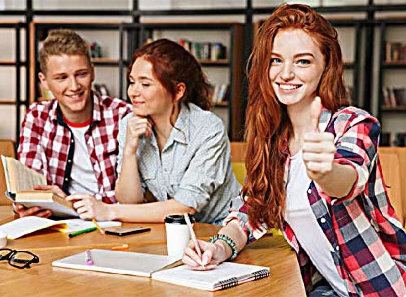 没自信的人该与哪类人交往？