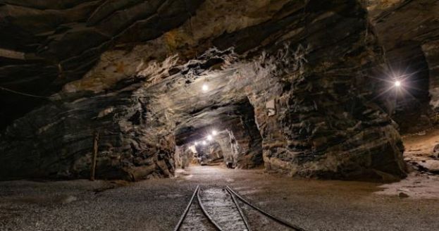 尼日利亚金矿坍塌，逾百人恐罹难。