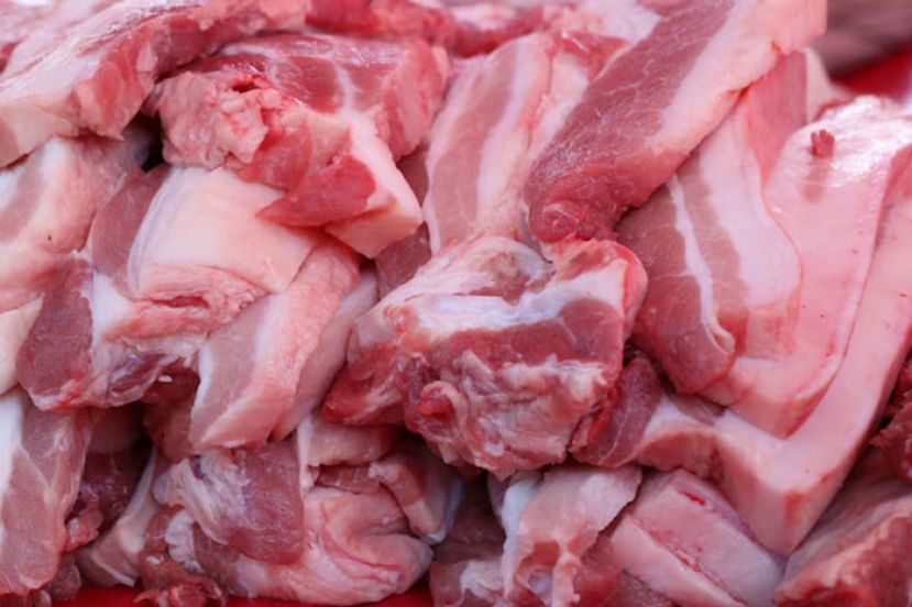 政府批准从泰国巴西进口猪肉