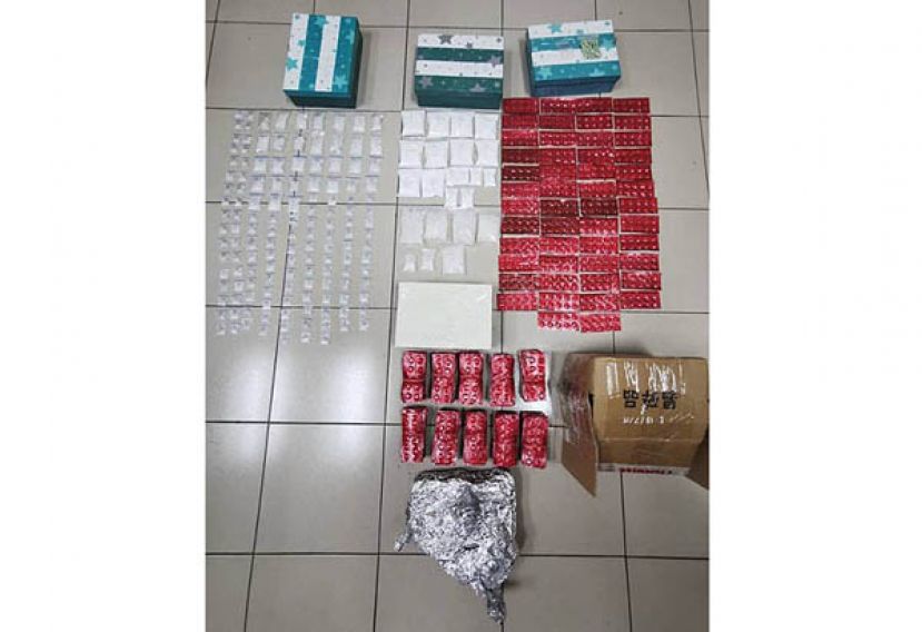 砂警方毒品罪案调查组捣破诗巫一贩毒集团，起获各类毒品。