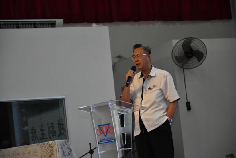 古晋中华小学校董会（二小）副主席张光福。