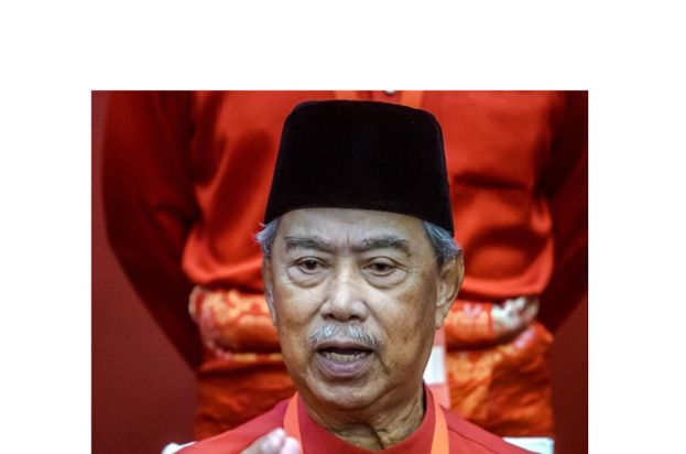 丹斯里慕尤丁。