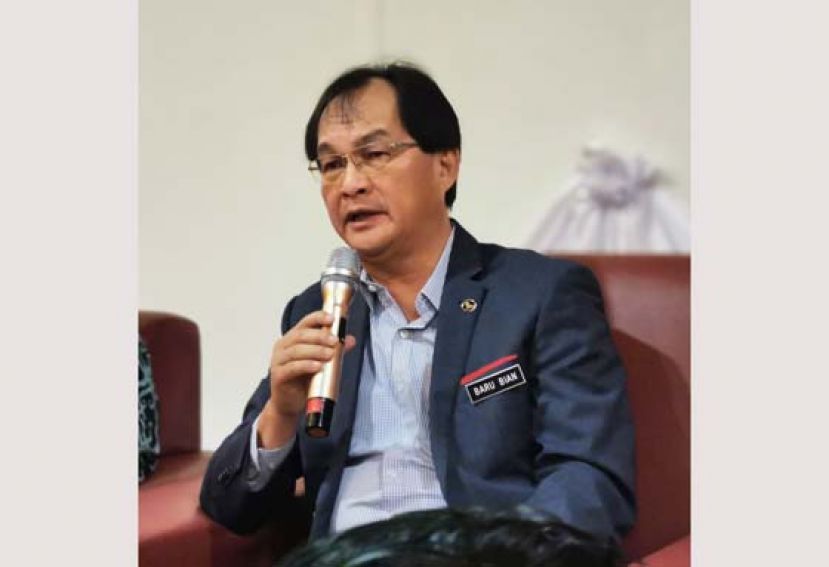 实兰沟区国会议员巴鲁比安表明力挺敦马任相。