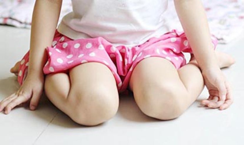 小孩 &ldquo;W坐姿&rdquo; 当心影响发育损伤髋关节