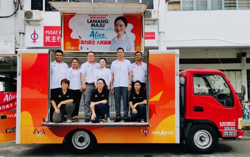 刘强燕所组建的服务团队持续为民服务。