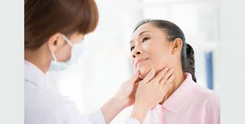 甲状腺结节大如香肠　妇气管险被压扁