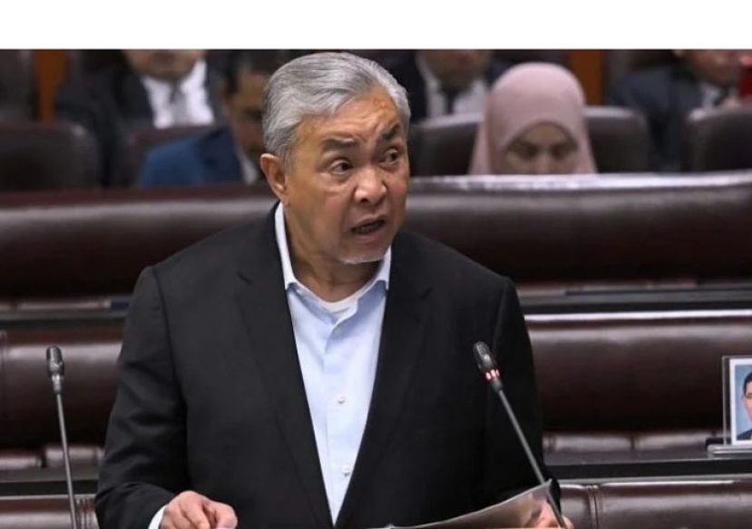 副首相阿末扎希。