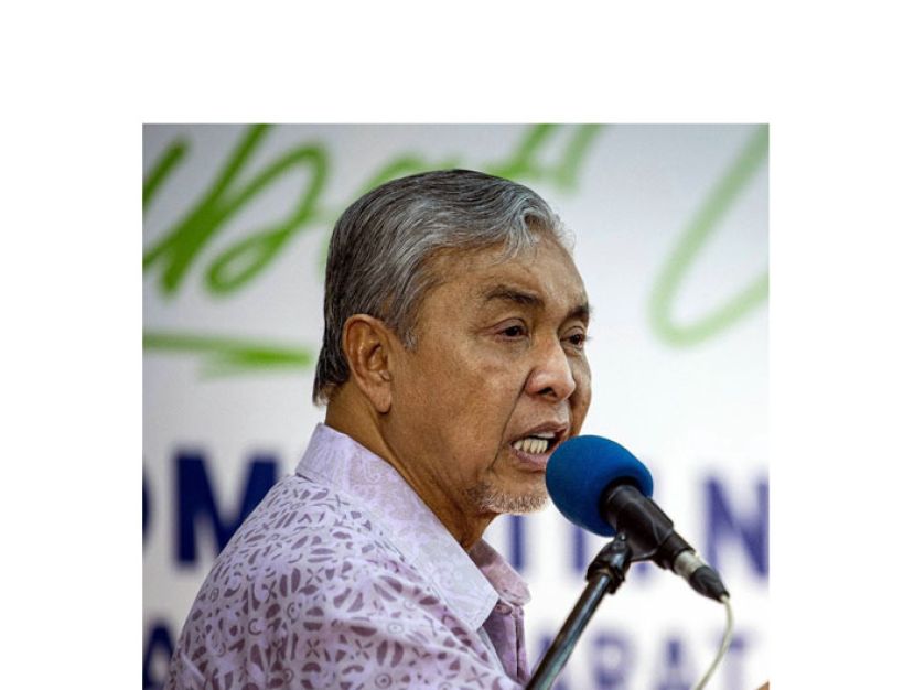 副首相阿末扎希。