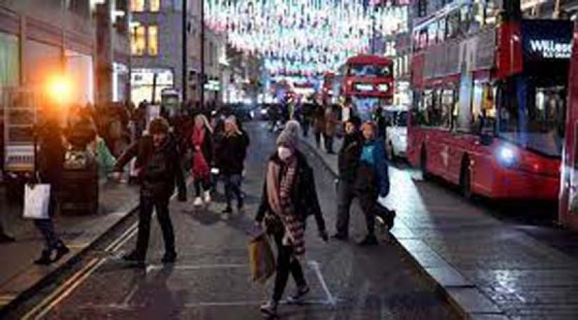 牛津街的逛街人潮。