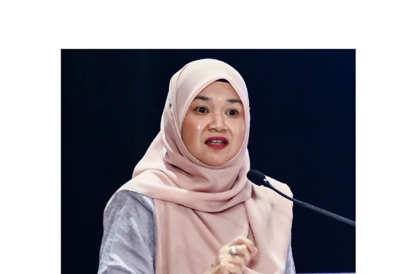 教育部长法丽娜。