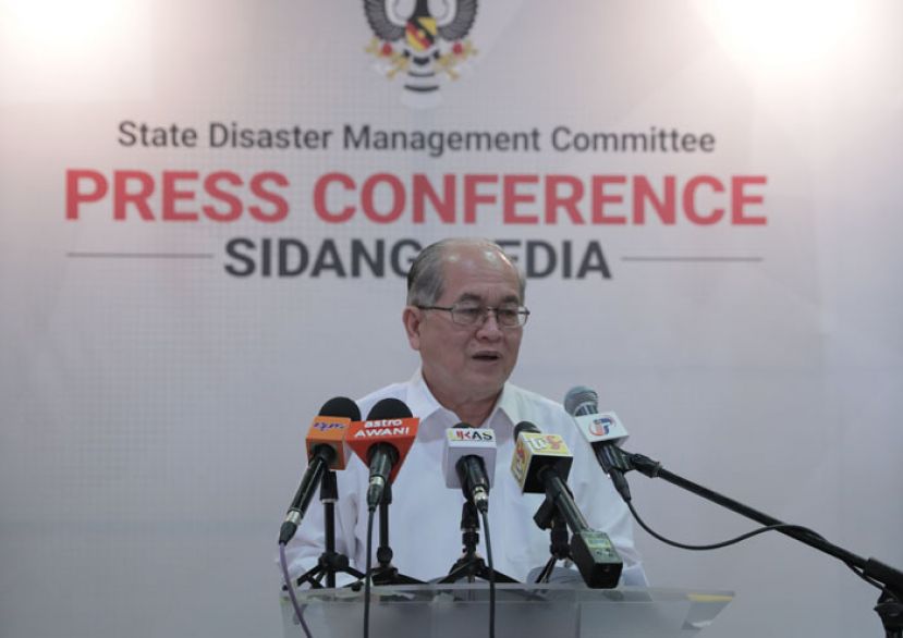 砂副首长拿督阿玛道格拉斯