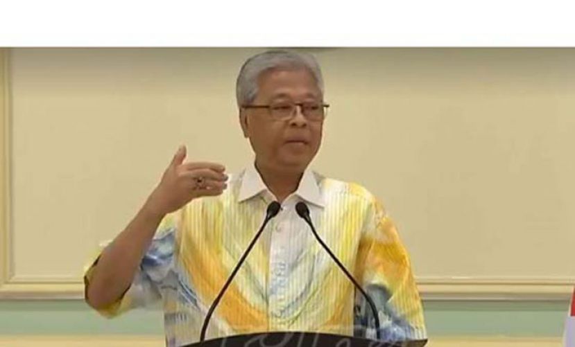 国防部长拿督斯里依斯迈沙比里。