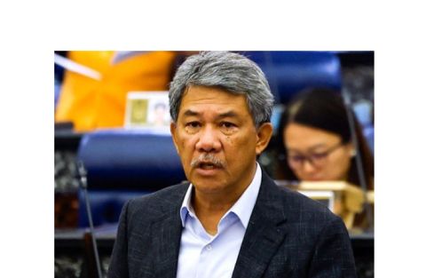 外交部长莫哈末哈山。