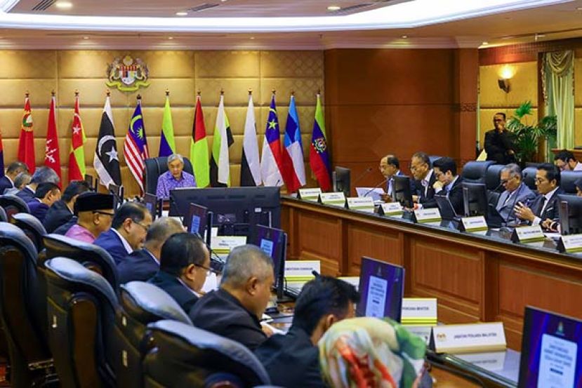 ●阿末扎希主持打击滥用毒品内阁委员会会议。