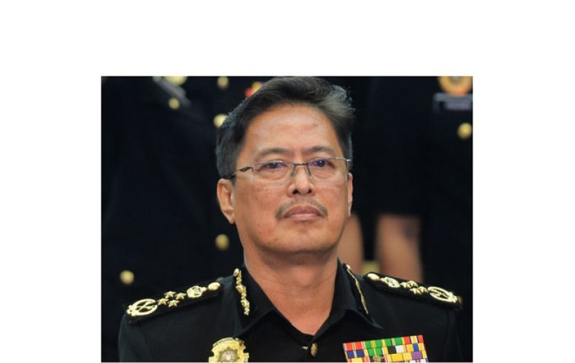 丹斯里阿占巴基。