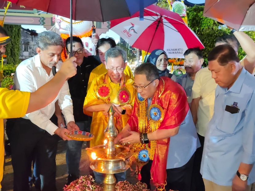 商客隆：砂拉越的印裔人口占比不高 屠妖节依然热烈庆祝