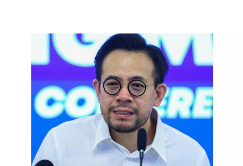 人力资源部长沈志强。