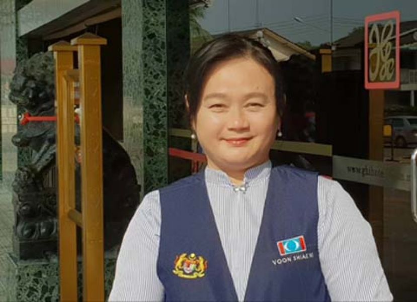 联邦房屋与地方政府部部砂特别任务官的温夏妮律师，促请砂州地方政府及房屋部部长拿督沈桂贤正式提呈其所谓10块土地给联邦房屋与地方政府部。