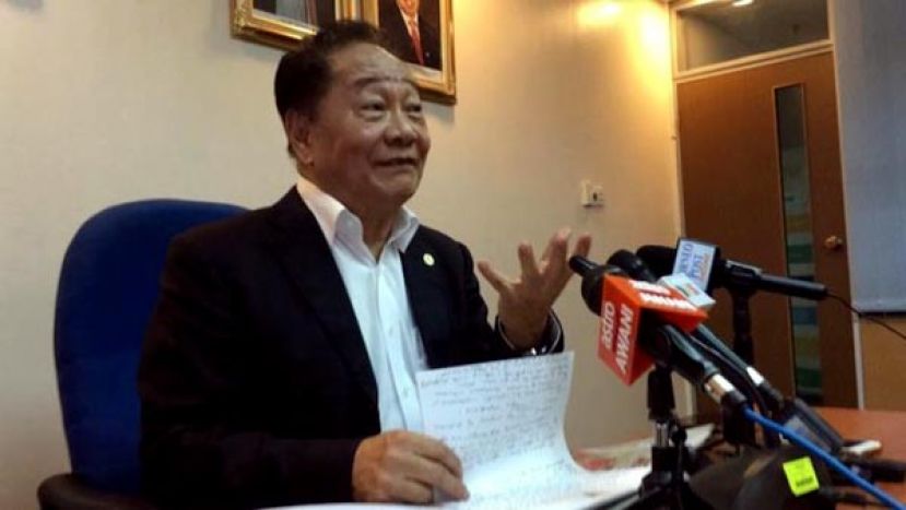 砂全民团结党主席拿督斯里黄顺舸宣布辞去砂州内阁部长职。