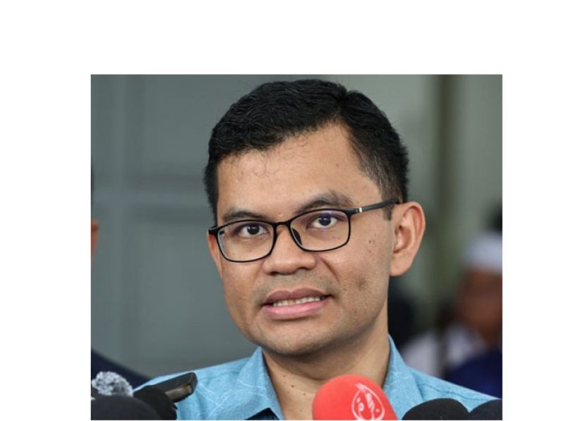 经济部长阿克玛。