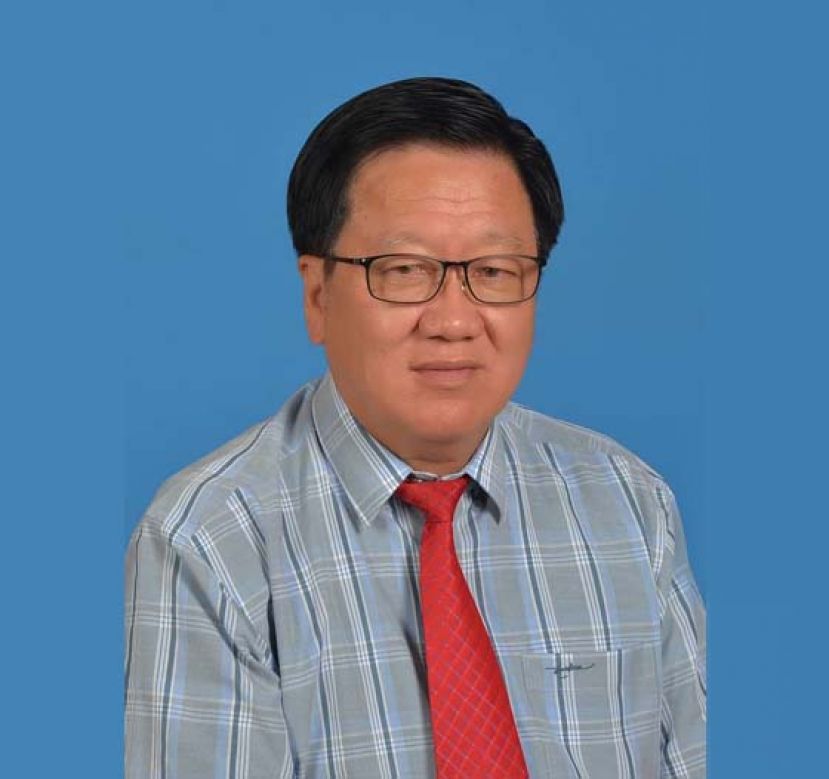 诗巫省华团会长严榀胜。