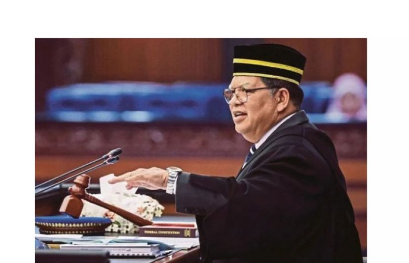 国会下议院议长佐哈里阿都。