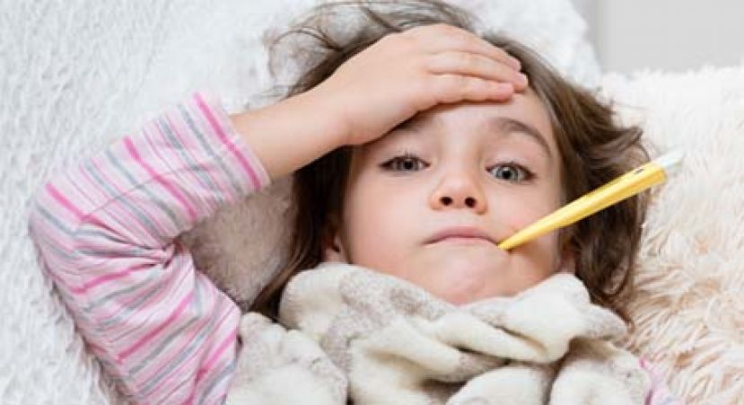 小儿感冒又抓耳朵　可能是得了中耳炎