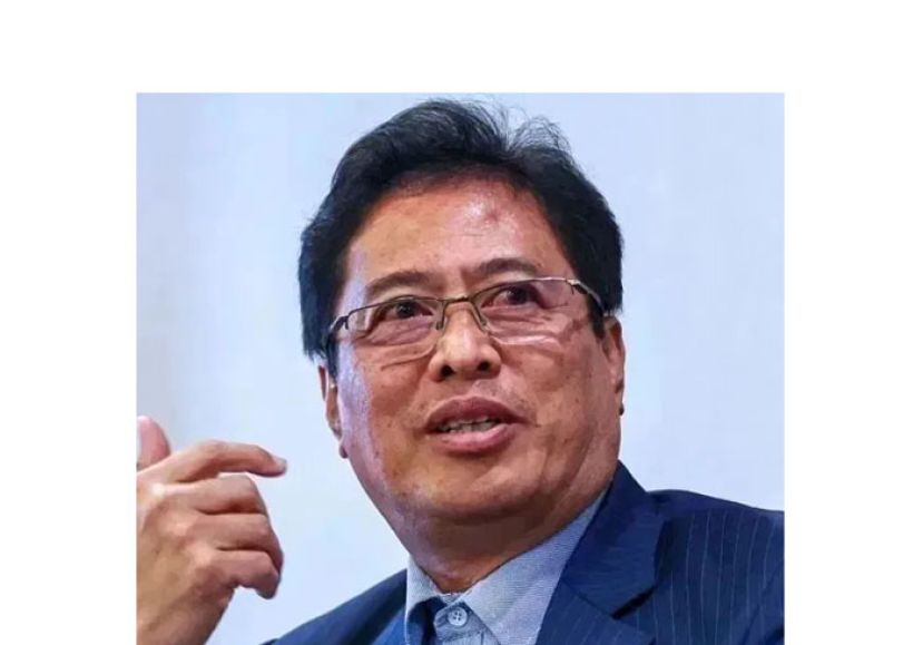 丹斯里阿占巴基。