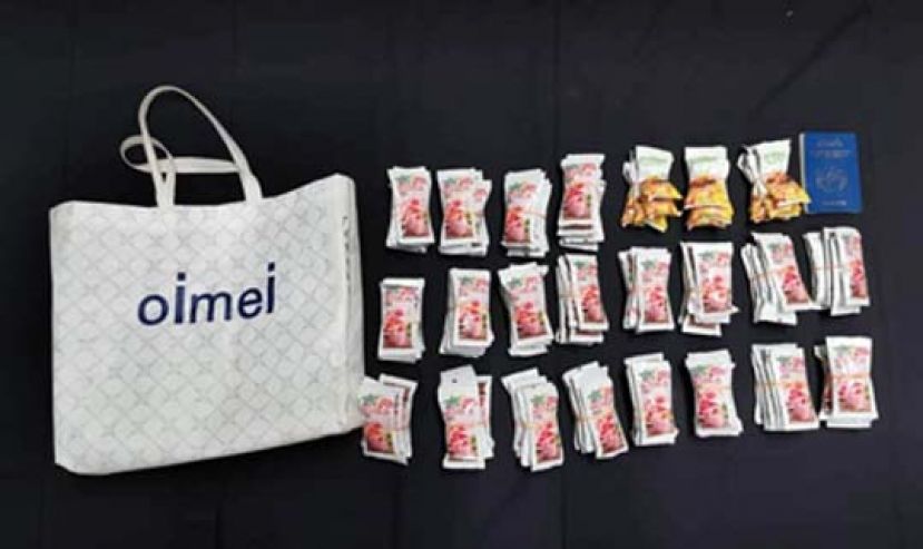 美里警方起获逾5公斤，以不同口味的水果袋包装之摇头丸粉末。