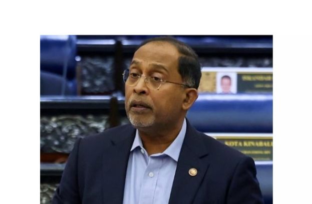 高教部长赞比里。