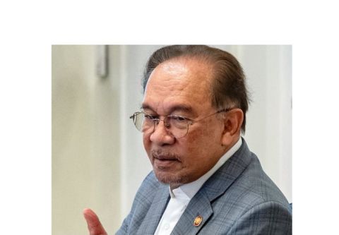 首相拿督斯里安华。