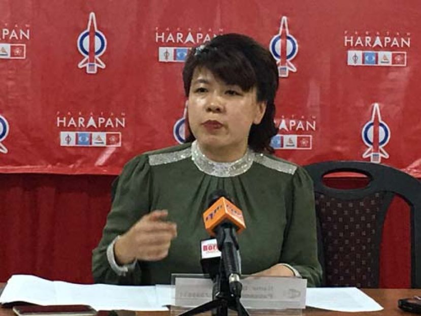  杨薇讳指出，国会前日通过要求所有国会议员申报财产之动议乃是一项创举，且更是显示希盟政府严厉打击贪污的努力及改革决心。