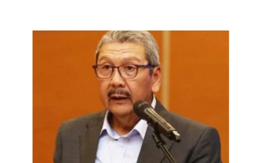 丹斯里旺阿末达兰。