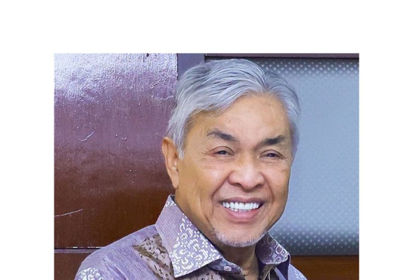 副首相阿末扎希。