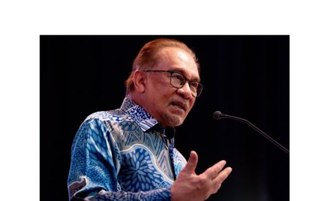 首相拿督斯里安华。