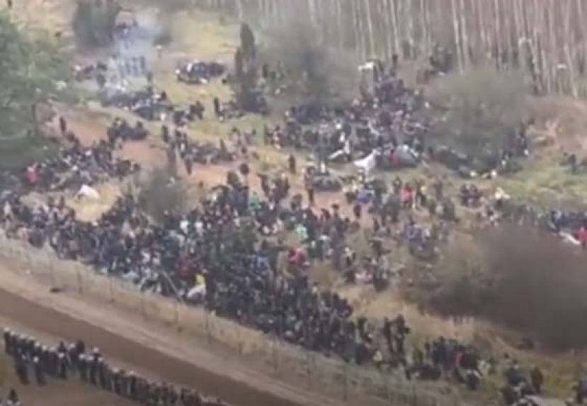 波兰与白俄罗斯边境难民危机升级。