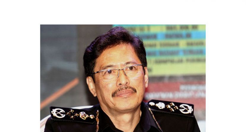 丹斯里阿占巴基。