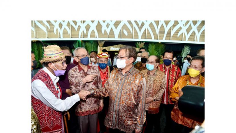 砂总理与达雅领袖共庆达雅节