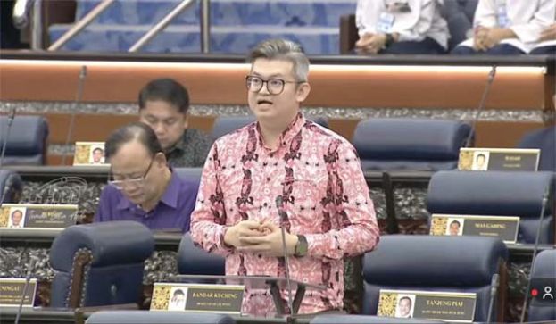 古晋市国会议员俞利文。