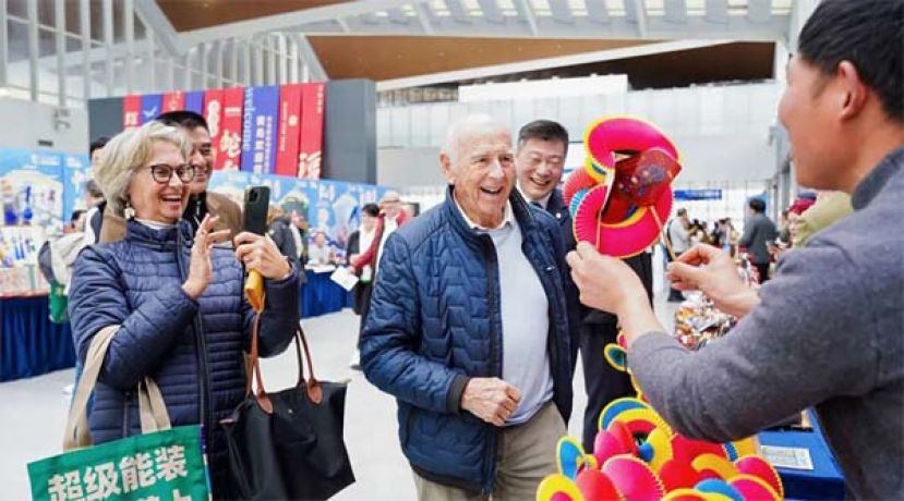 今年&ldquo;五一&rdquo;假期，外国游客来华旅游猛增。