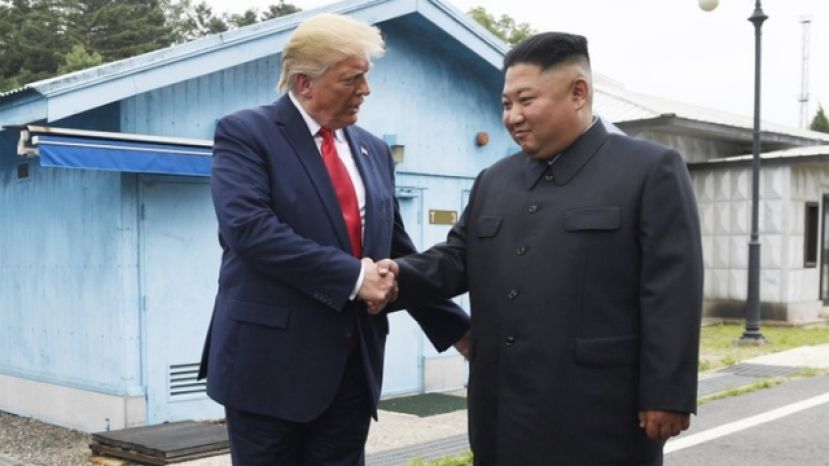 金正恩与特朗普友好无助改善关系，朝鲜谋增强军力抗衡美国威胁。