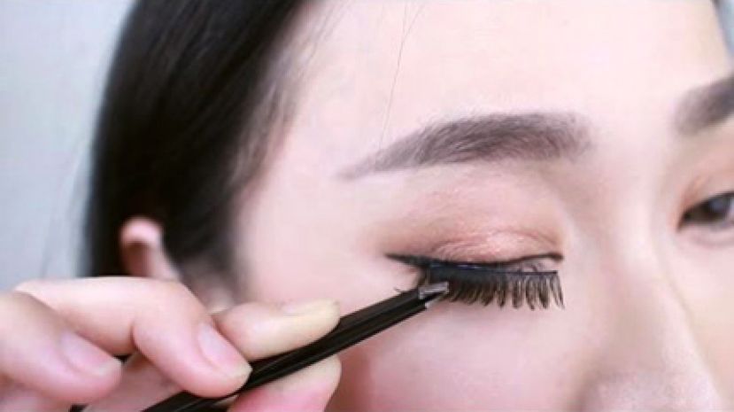 假睫毛清洁不当 小心针眼反覆发作