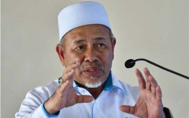 ●端依布拉欣。