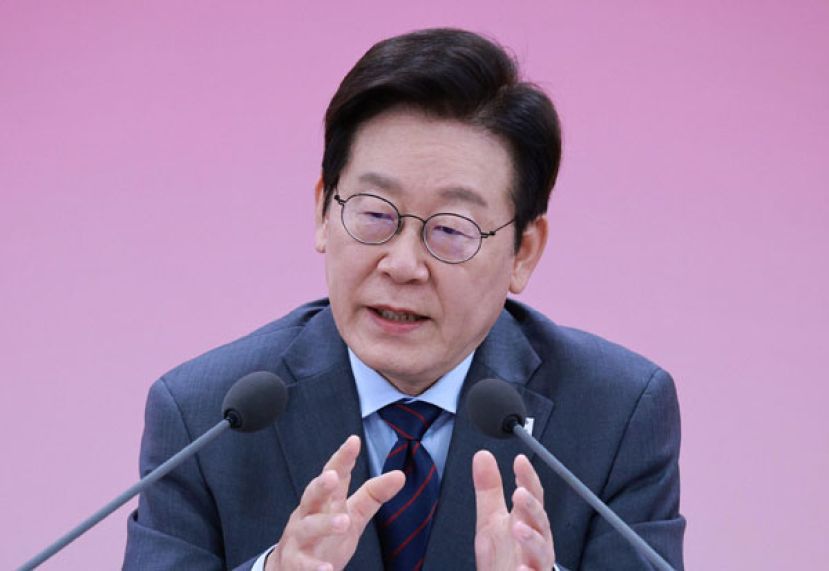 韩国总统李在明24日前往大邱。