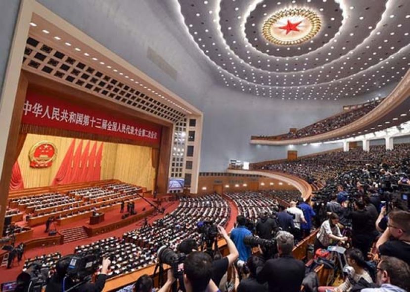 港媒引述权威消息指，“港版国安法”纳入中国全国人大议程。