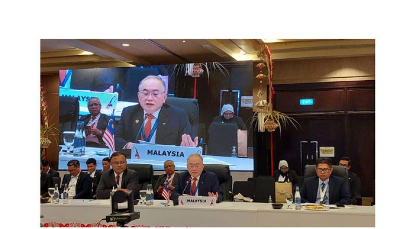 魏家祥率领大马交通部团队，出席第28届东盟交通部长会议。