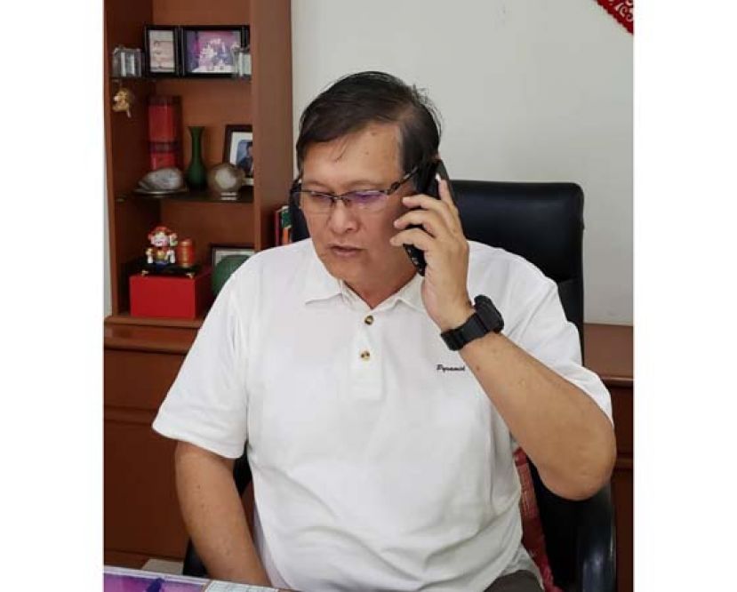 砂人联党中央组织秘书拿督曾镇江。