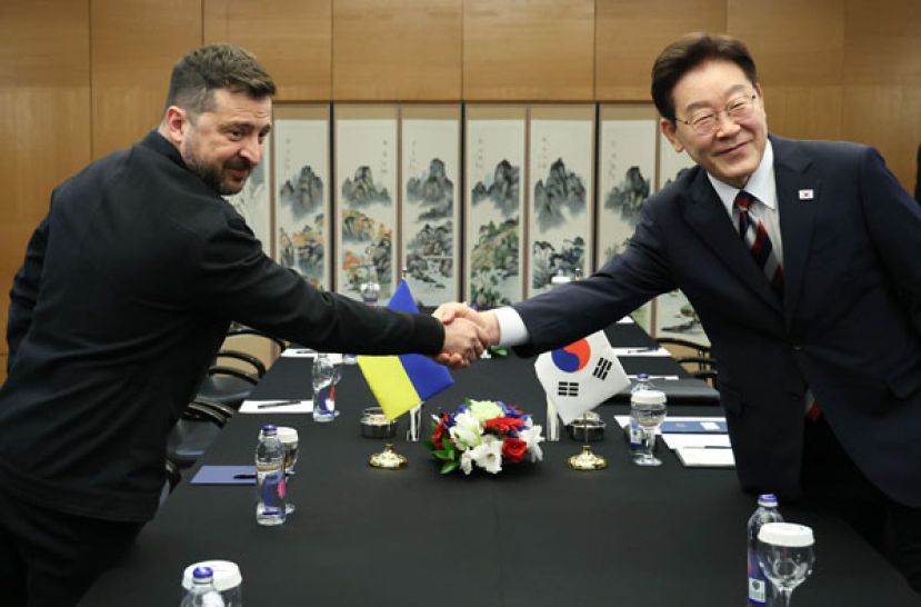 韩国总统李在明、乌克兰总统泽伦斯基2026年7月8日在土耳其安卡拉召开会谈。