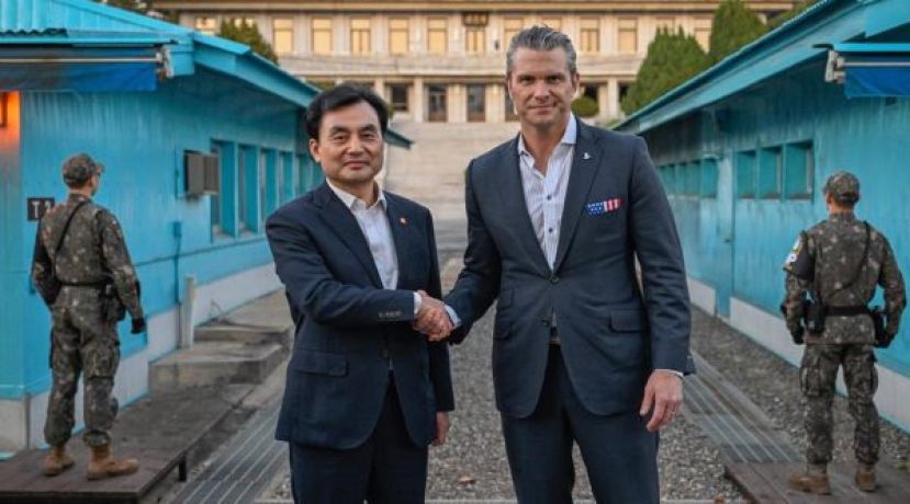 韩中首脑会与韩美防长视察板门店之际，朝发射多枚火箭弹。